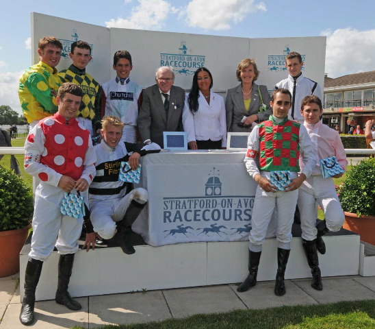 str290-7664-gentleman-jockeys-and-sponsors-aug-20th-09.jpg